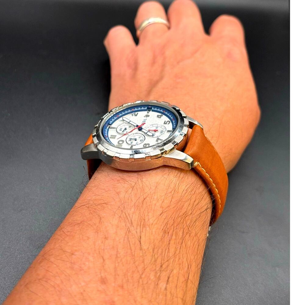 Fossil Dean FS5069 Men’s Chronograph Silver Dial Brown Leather Watch 45mm - Picture 4 of 17